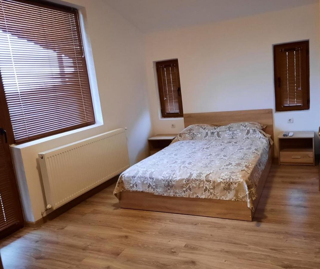 Къща За Гости Костови Iwajlowgrad Exterior foto